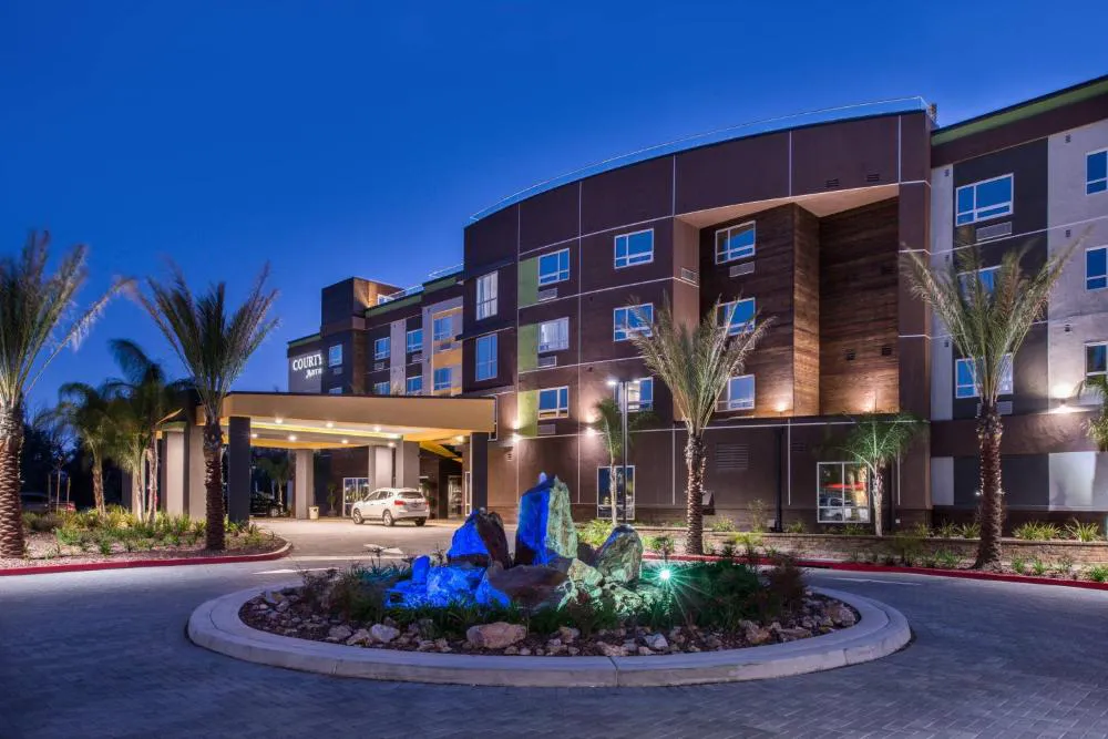 Courtyard by Marriott Temecula Murrieta hotel hero
