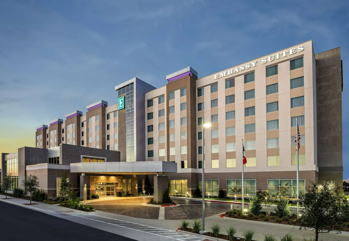 Embassy Suites by Hilton College Station, TX hotel hero