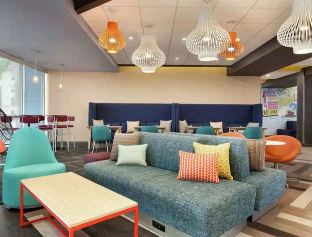 Tru By Hilton Lake Charles hotel detail image 2