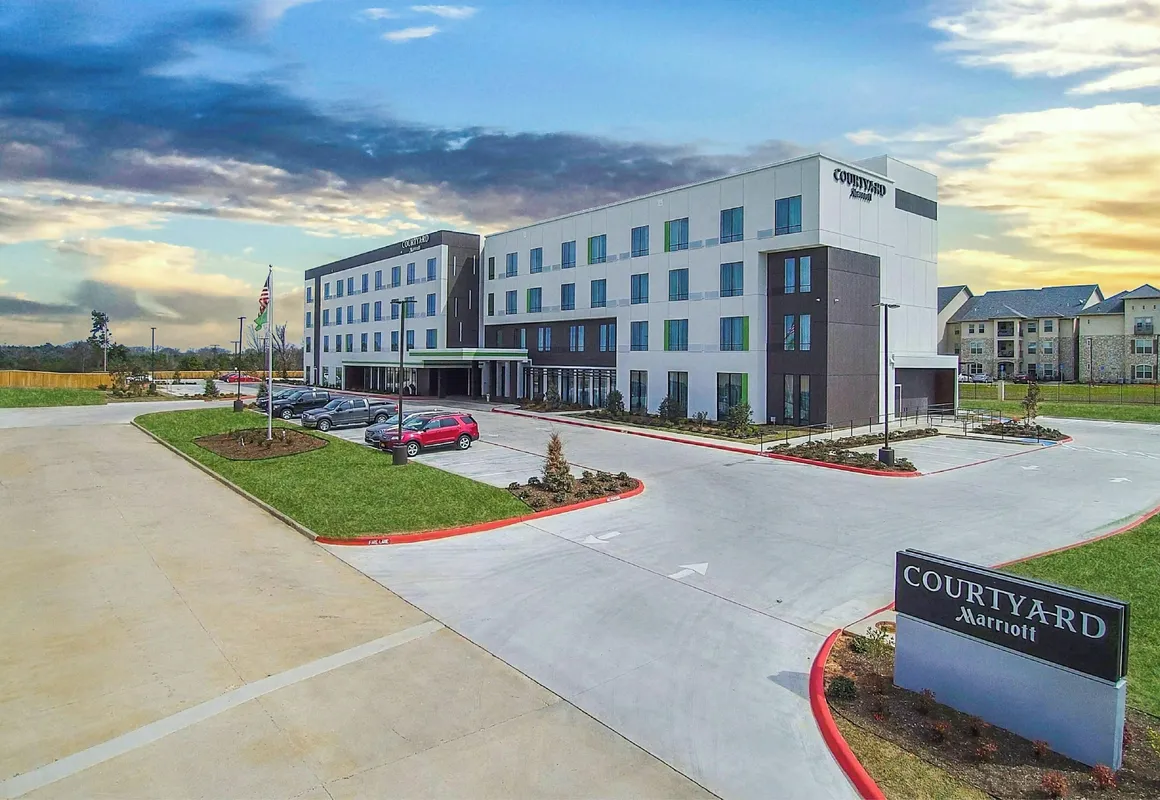 Courtyard by Marriott Longview North hotel hero