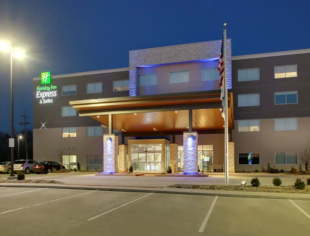 Holiday Inn Express & Suites Mount Vernon by IHG hotel detail image 3