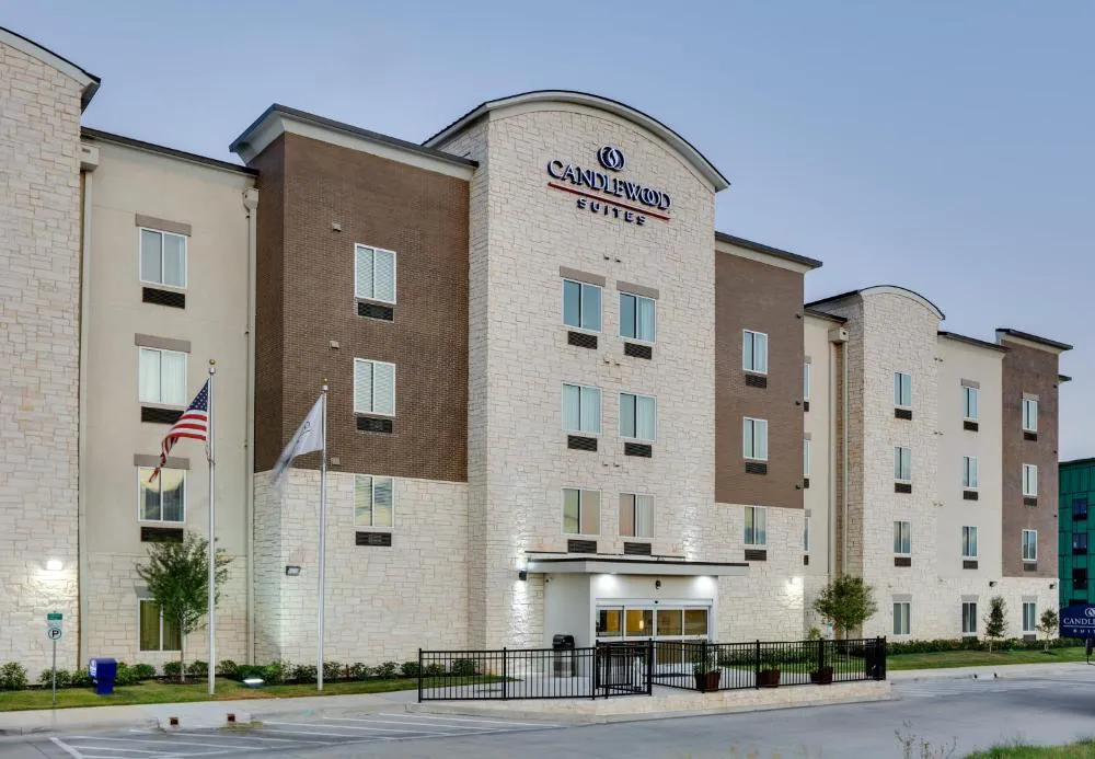 Candlewood Suites Dallas NW - Farmers Branch by IHG hotel hero