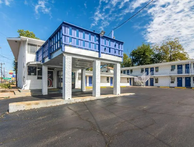 Trade Wind Motel hotel detail image 2