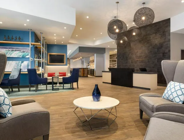 Hyatt Place Niagara Falls hotel detail image 4