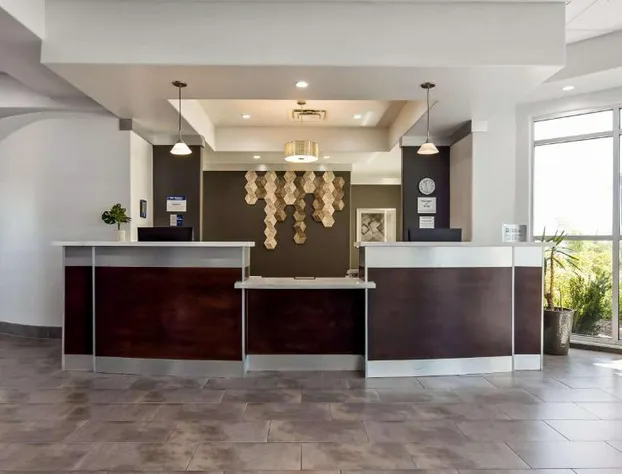 Best Western Plus Roland Inn & Suites hotel detail image 3