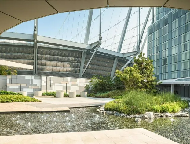 JW Marriott Parq Vancouver hotel detail image 2