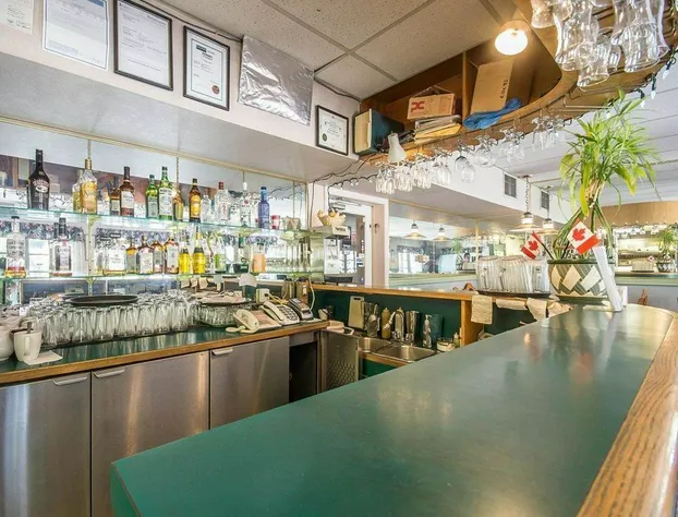 Econo Lodge hotel detail image 3