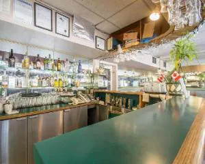 Econo Lodge hotel detail image 4