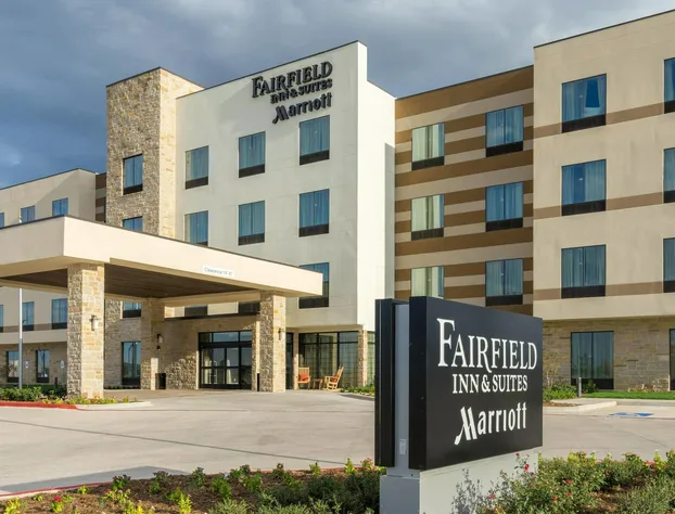 Fairfield Inn and Suites by Marriott Lubbock Southwest hotel detail image 1