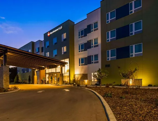 Best Western Plus Peppertree Nampa Civic Center Inn hotel detail image 1