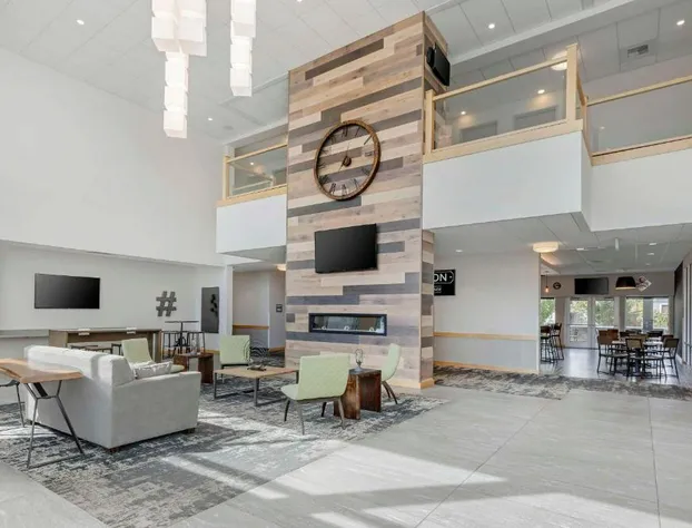 Best Western Plus Peppertree Nampa Civic Center Inn hotel detail image 2