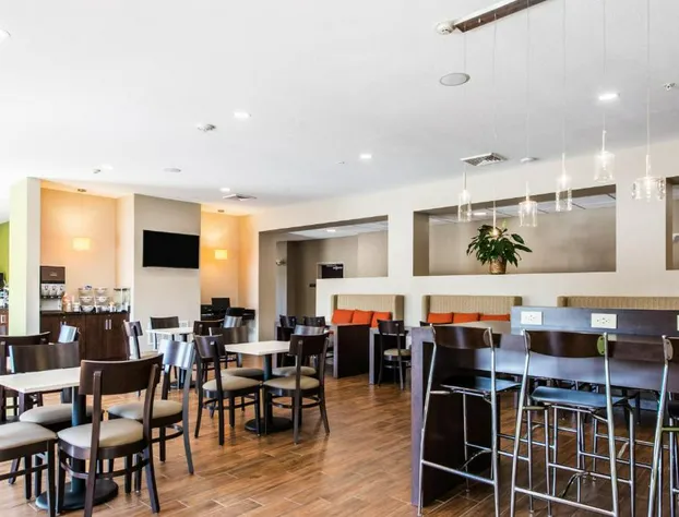 Sleep Inn & Suites hotel detail image 3