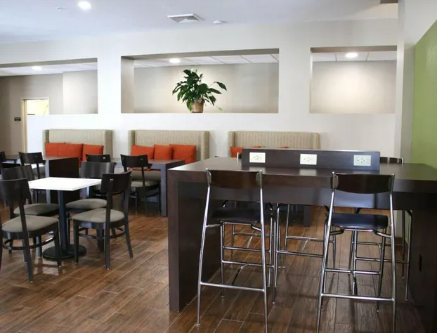 Sleep Inn & Suites hotel detail image 4