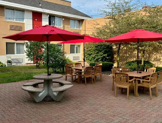 Econo Lodge Wausau - Rothschild hotel detail image 1