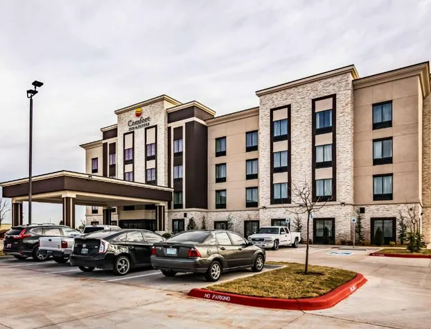 Comfort Inn & Suites Oklahoma City South I-35 hotel detail image 1