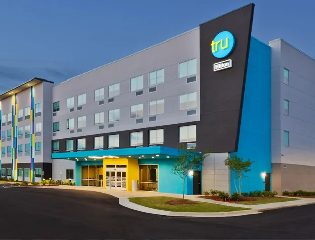 Tru by Hilton Auburn hotel detail image 1