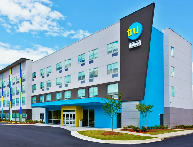 Tru by Hilton Auburn hotel detail image 2