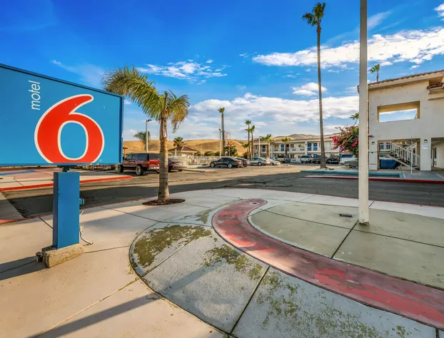 Motel 6 Westley, CA hotel detail image 1