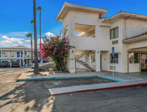 Motel 6 Westley, CA hotel detail image 3