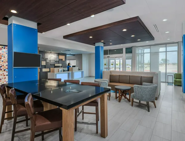 Holiday Inn Express & Suites Bryan - College Station by IHG hotel detail image 2