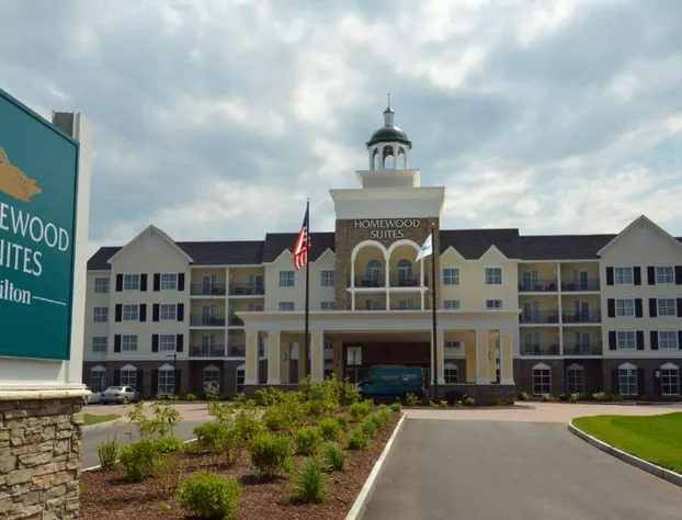 Homewood Suites by Hilton Saratoga Springs hotel detail image 1