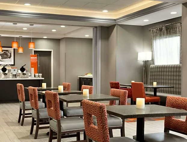 Hampton Inn North Olmsted Cleveland Airport hotel detail image 4