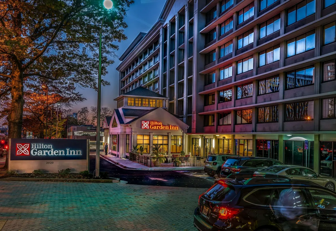 Hilton Garden Inn Reagan National Airport hotel hero