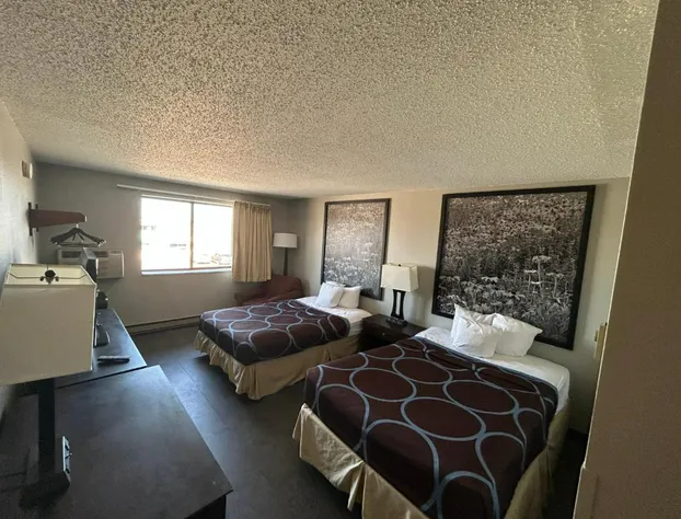 Super 8 by Wyndham Williston ND hotel detail image 2