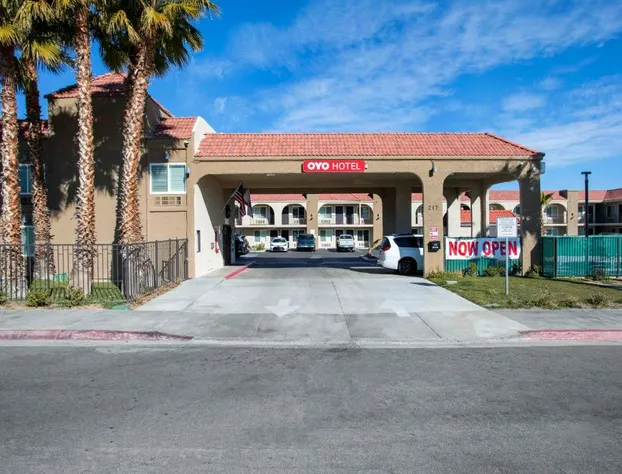 OYO Hotel Palmdale - Antelope Valley hotel detail image 1