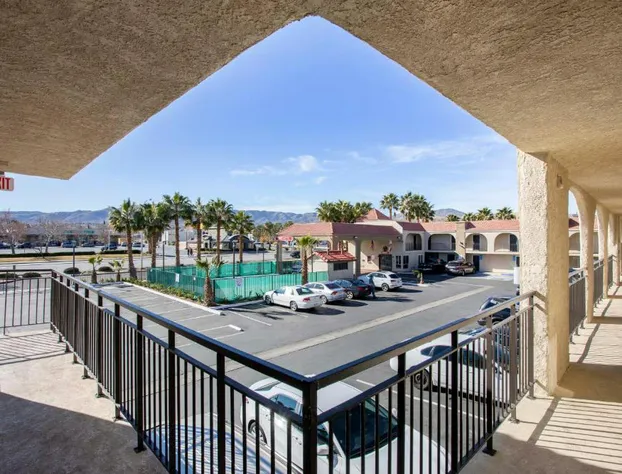 OYO Hotel Palmdale - Antelope Valley hotel detail image 4