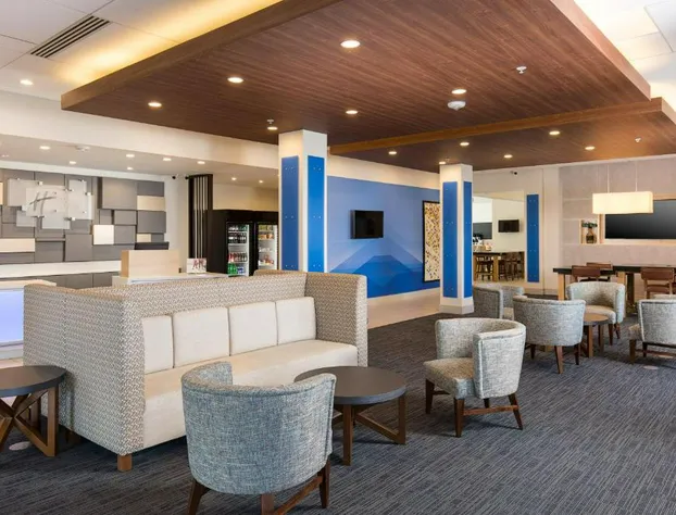 Holiday Inn Express Visalia Sequoia Gateway Area by IHG hotel detail image 3