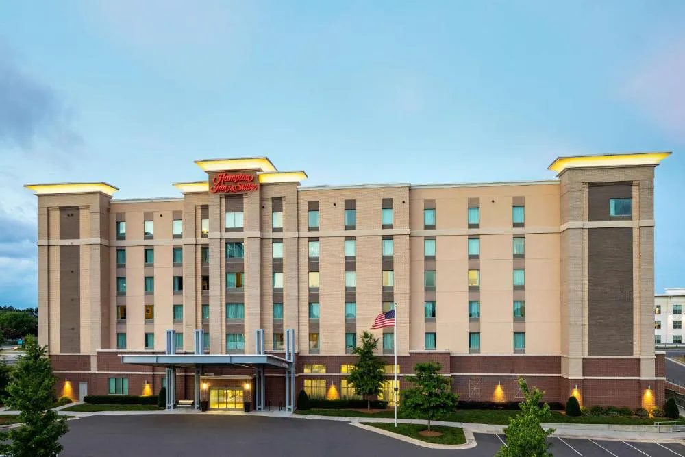 Hampton Inn & Suites Charlotte/Ballantyne hotel hero