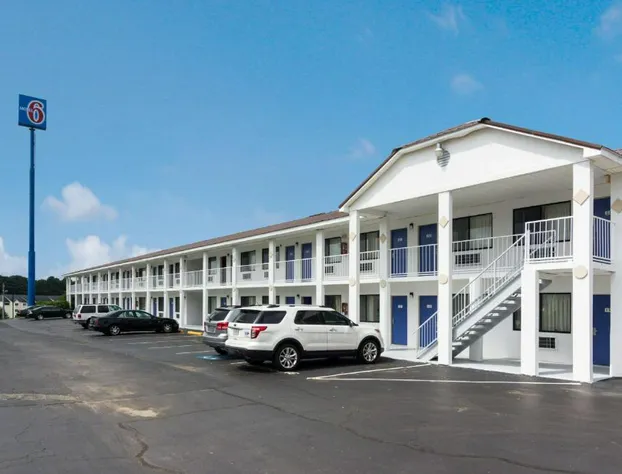Motel 6-Bremen GA hotel detail image 2