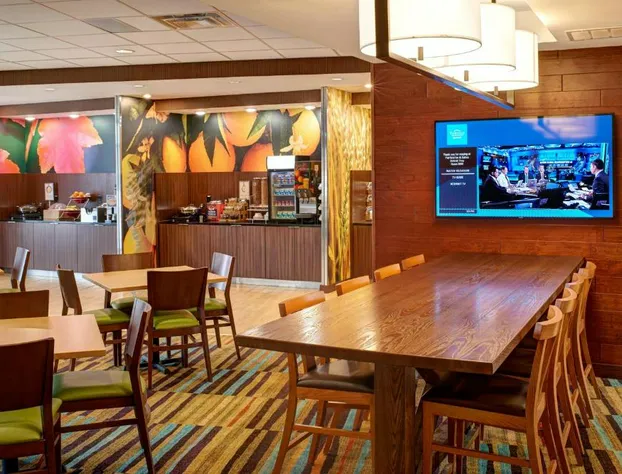 Fairfield Inn & Suites by Marriott Detroit Troy hotel detail image 3