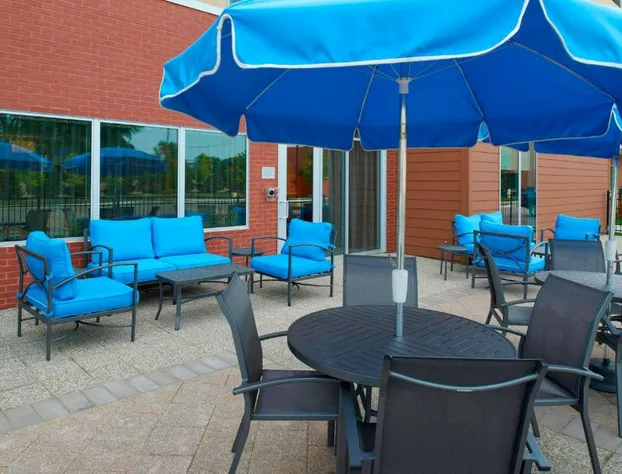 Fairfield Inn & Suites by Marriott Detroit Troy hotel detail image 4