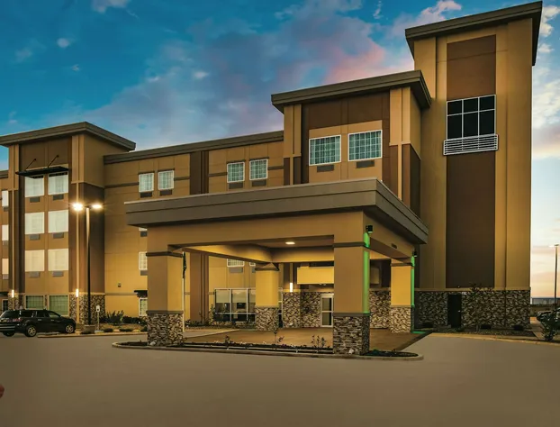 La Quinta Inn & Suites by Wyndham Colorado City hotel detail image 3