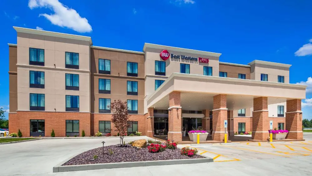 Best Western Plus Centralia Hotel & Suites hotel hero