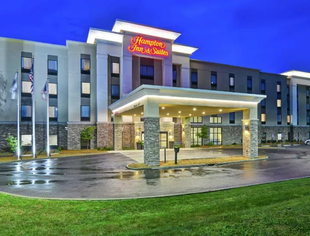 Hampton Inn & Suites Ashland hotel detail image 1