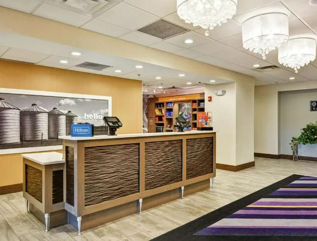 Hampton Inn & Suites Ashland hotel detail image 3