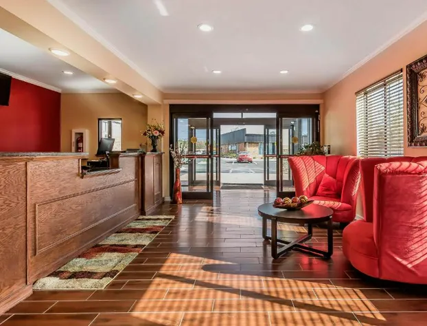 Econo Lodge hotel detail image 3