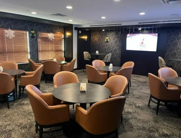 Microtel Inn & Suites By Wyndham Fort Mcmurray hotel detail image 4