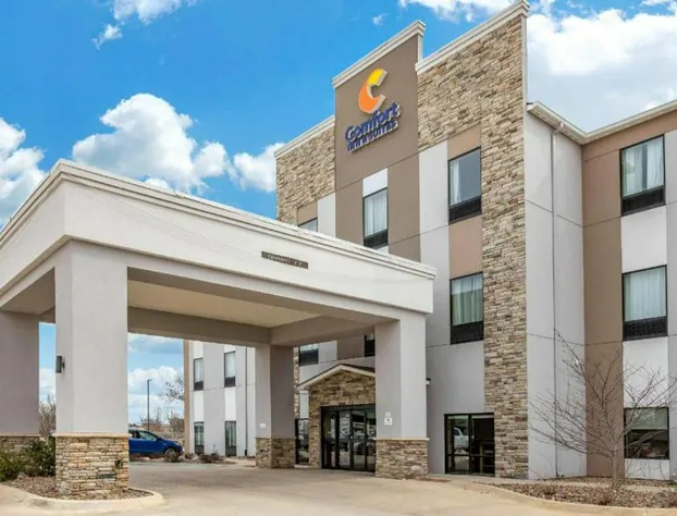 Comfort Inn & Suites Augusta hotel detail image 2