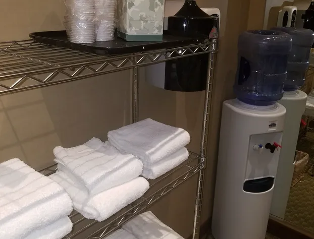 White Peak Hotel hotel detail image 4