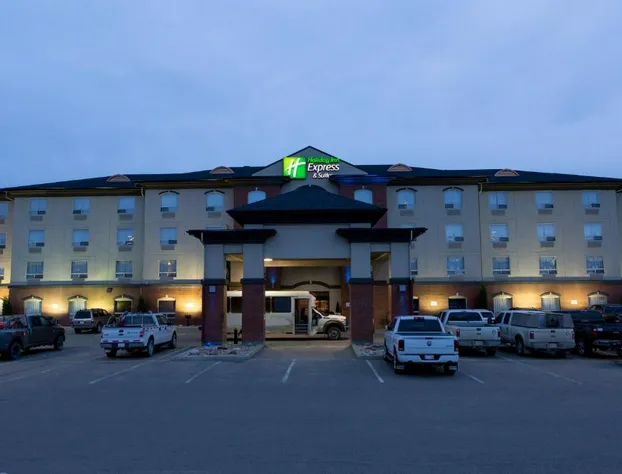 Holiday Inn Express Hotel & Suites Drayton Valley by IHG hotel detail image 2