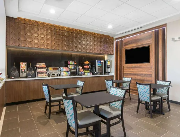 Wingate by Wyndham Lubbock near Texas Tech Univ. Medical Ctr hotel detail image 2