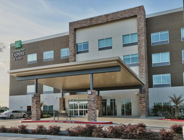 Holiday Inn Express & Suites Houston East - Beltway 8, an IHG Hotel hotel detail image 2