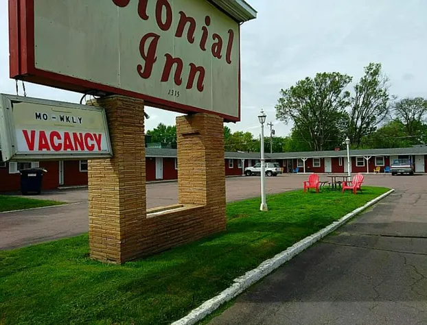 Colonial Inn Extended Stay By OYO New Ulm hotel detail image 2