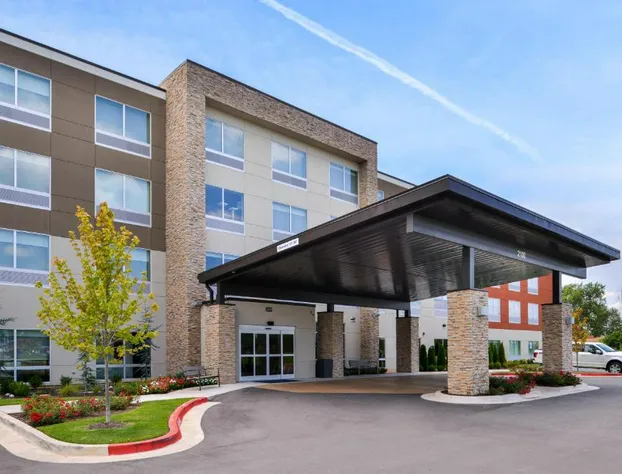 Holiday Inn Express & Suites Siloam Springs by IHG hotel detail image 1