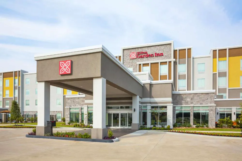 Hilton Garden Inn Houston-Baytown hotel hero