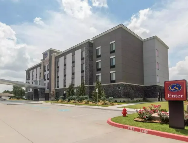 Comfort Suites Meridian and I-40 hotel detail image 4